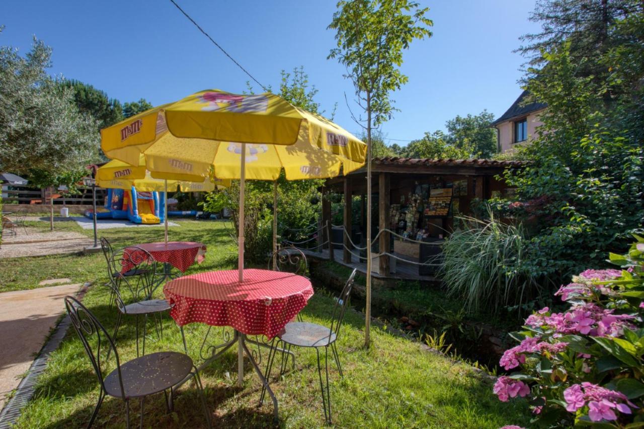 Le Moulin Du Bleufond Hotel Montignac-Lascaux Exterior photo